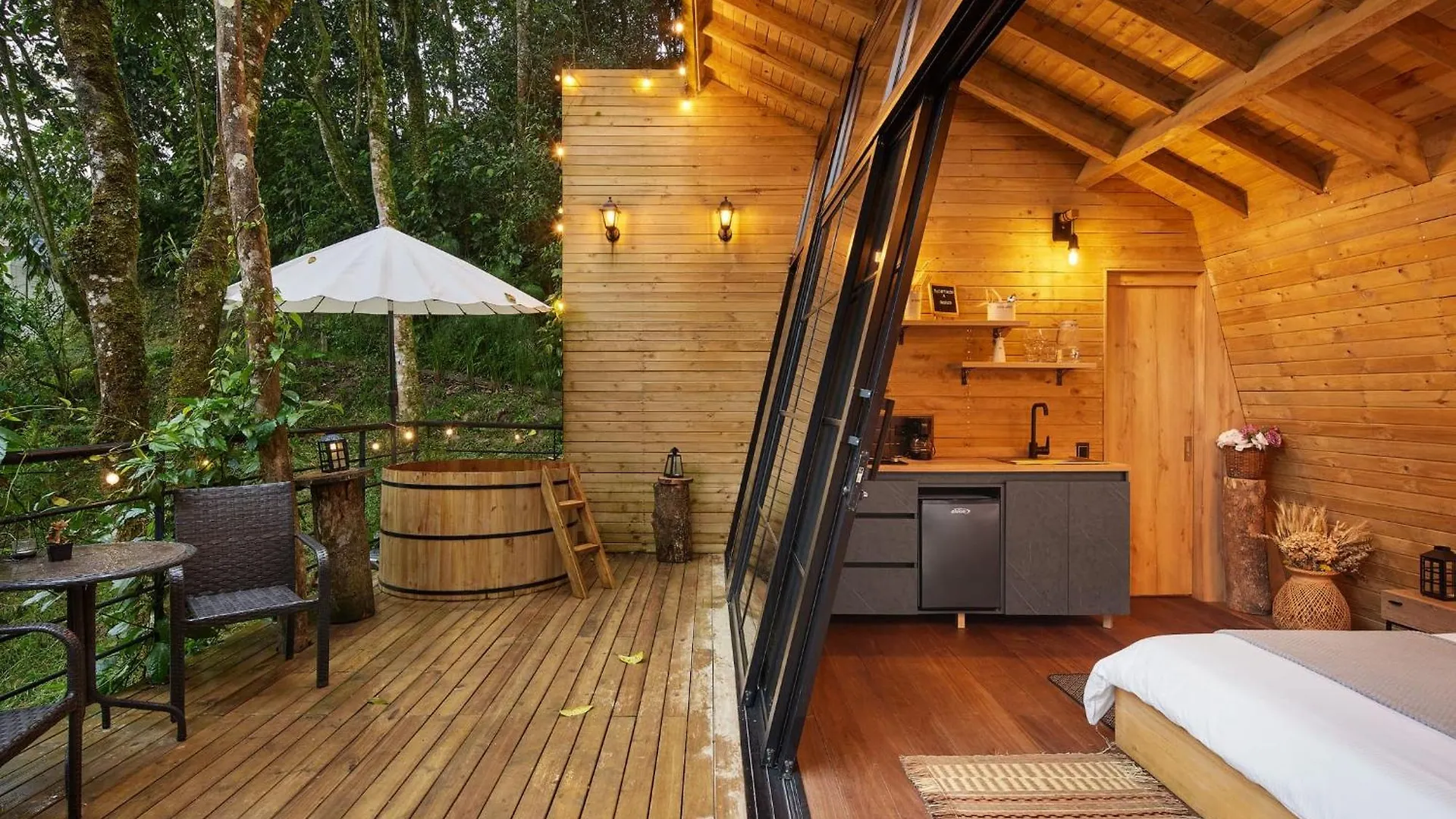 Onirico Refugio Hotel & Glamping Медельин Колумбия